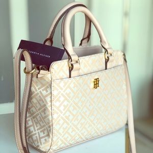 TOMMY HILFIGER pink mini purse